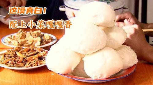 农民吃馍馍配瓜,农民的日常美食与生活滋味
